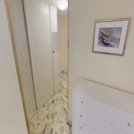 Beau 2p Proche Mer Avec Terrasse Et Parking 1