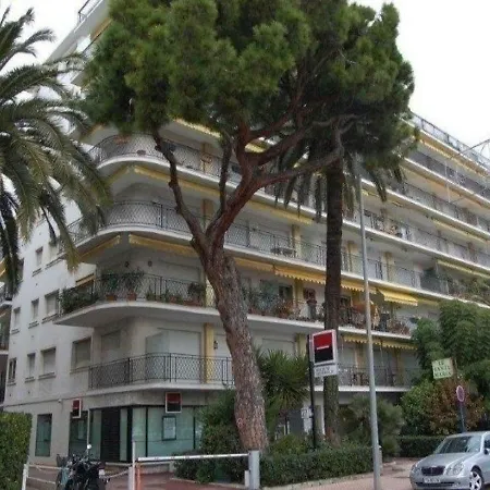 Beau 2p Proche Mer Avec Terrasse Et Parking 1 Апартаменти *